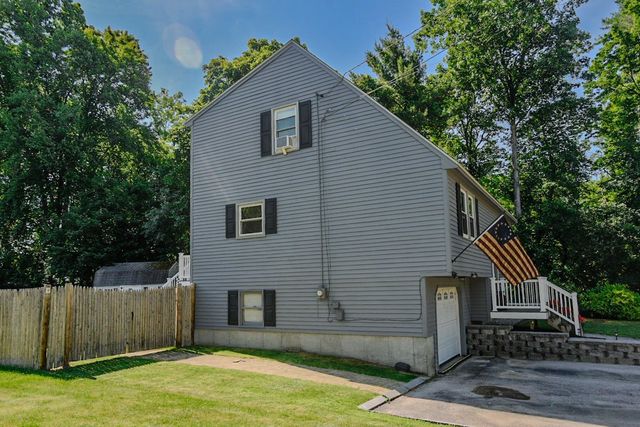 22 Edgewood Street, Milford, NH 03055