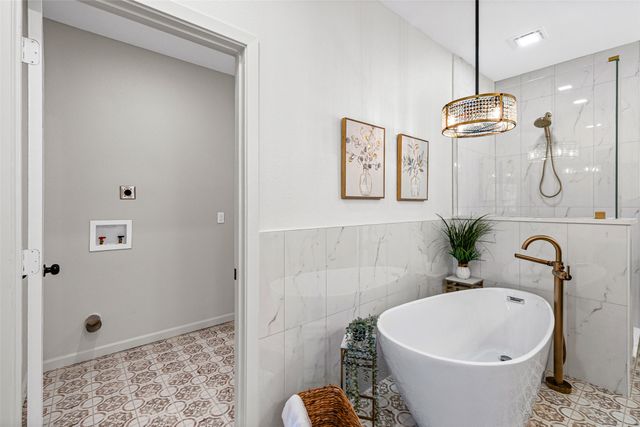 7255 Crossbow Court, Fort Worth, TX 76133