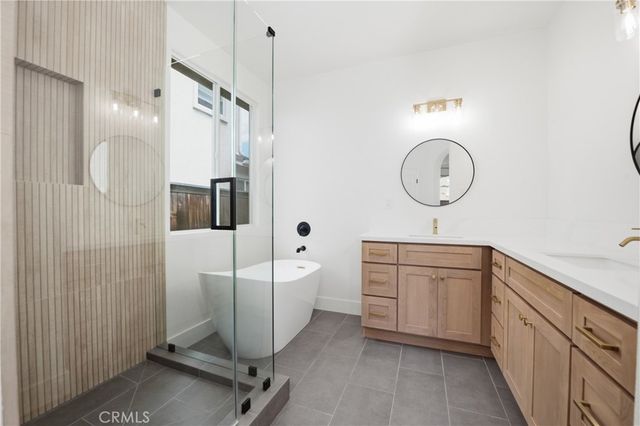 5177 Bluegrass Way, Oceanside, CA 92057