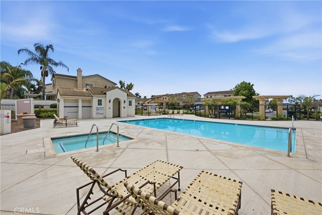 5177 Bluegrass Way, Oceanside, CA 92057