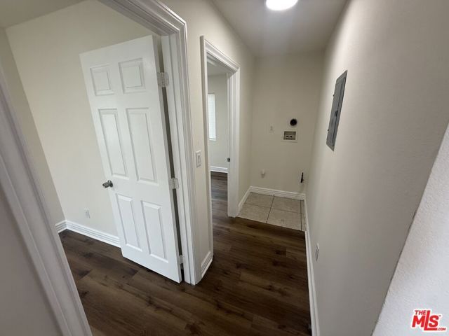 660 W 94th Street, Los Angeles, CA 90044