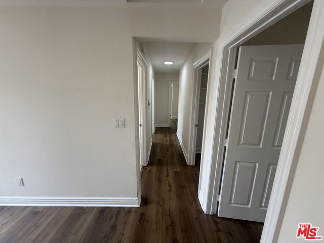 660 W 94th Street, Los Angeles, CA 90044