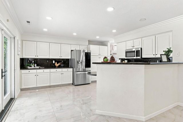 1301 Peregrine Drive, Gilroy, CA 95020