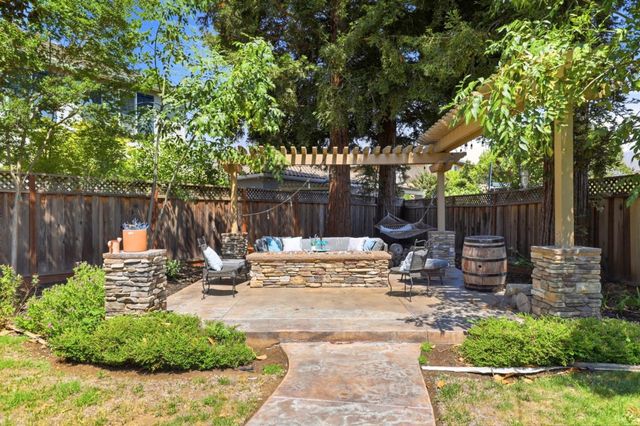 1301 Peregrine Drive, Gilroy, CA 95020