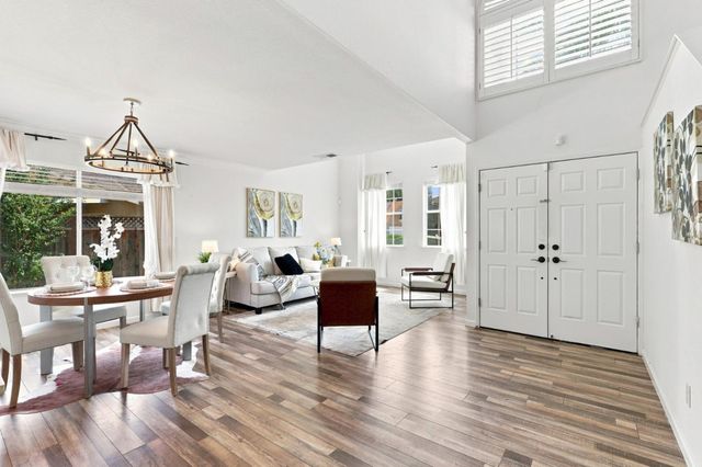 1301 Peregrine Drive, Gilroy, CA 95020