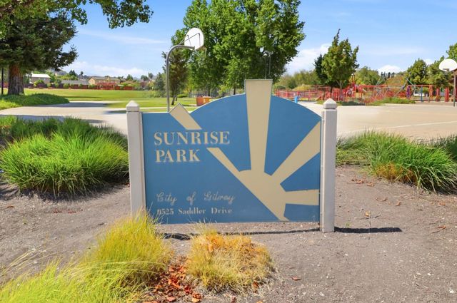 1301 Peregrine Drive, Gilroy, CA 95020