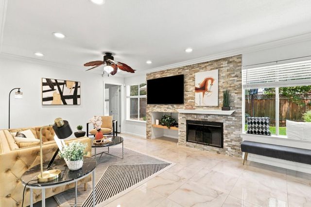 1301 Peregrine Drive, Gilroy, CA 95020