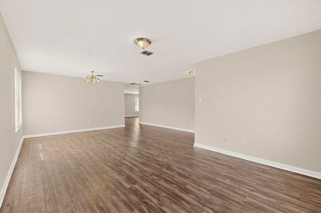 2805 Hillside Drive, Mesquite, TX 75149