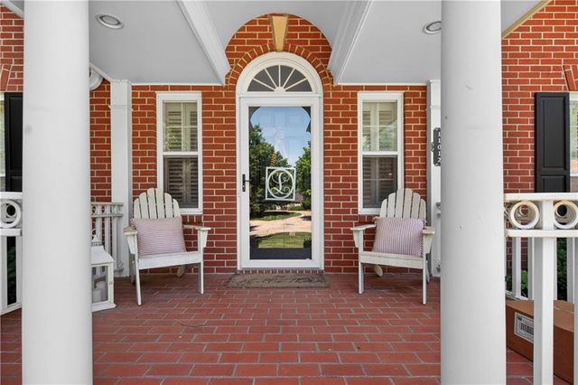 11012 Buena Vista Street, Leawood, KS 66211