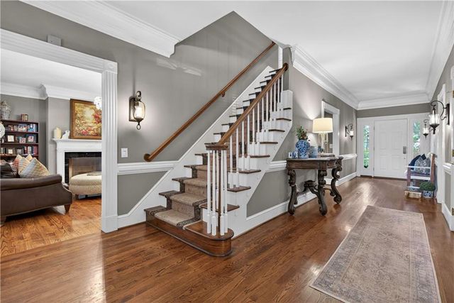 11012 Buena Vista Street, Leawood, KS 66211