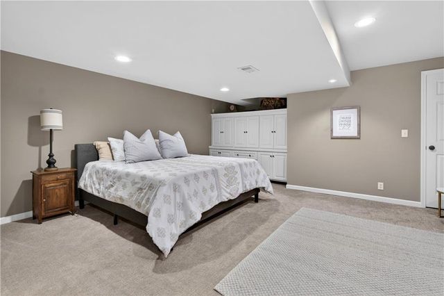 11012 Buena Vista Street, Leawood, KS 66211