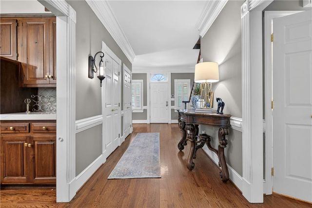 11012 Buena Vista Street, Leawood, KS 66211