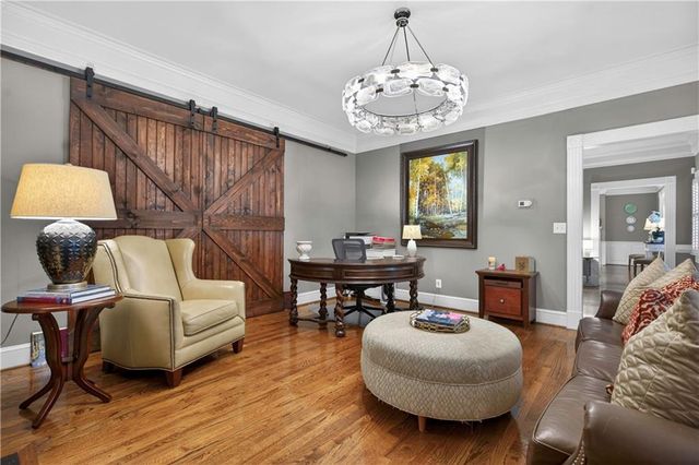 11012 Buena Vista Street, Leawood, KS 66211
