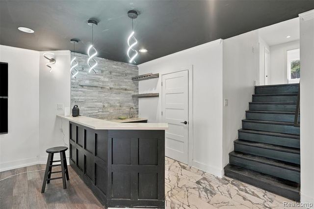 27507 Bell Road, Southfield, MI 48034