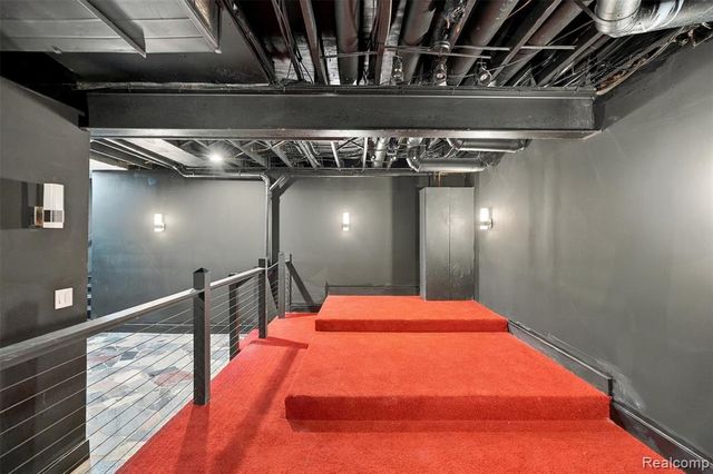 27507 Bell Road, Southfield, MI 48034