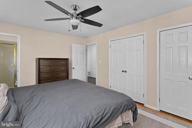 5 CRAB APPLE LN, Lawrence Twp, NJ 08648
