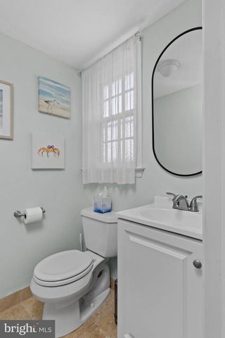 5 CRAB APPLE LN, Lawrence Twp, NJ 08648