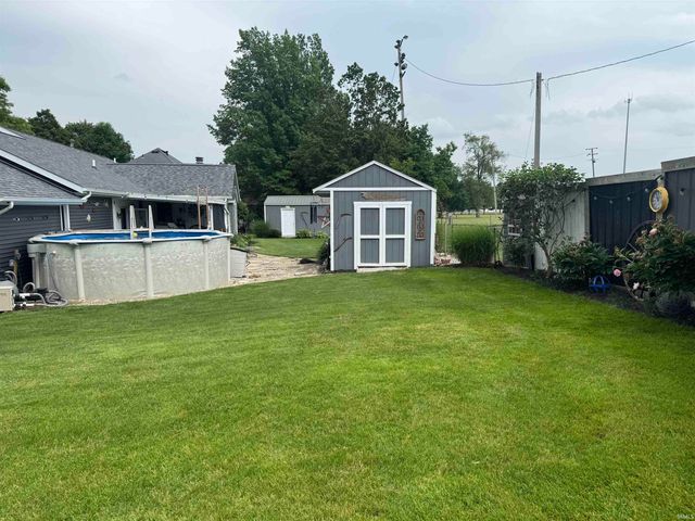 203 Eugene Drive, Middlebury, IN 46540