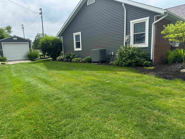 203 Eugene Drive, Middlebury, IN 46540