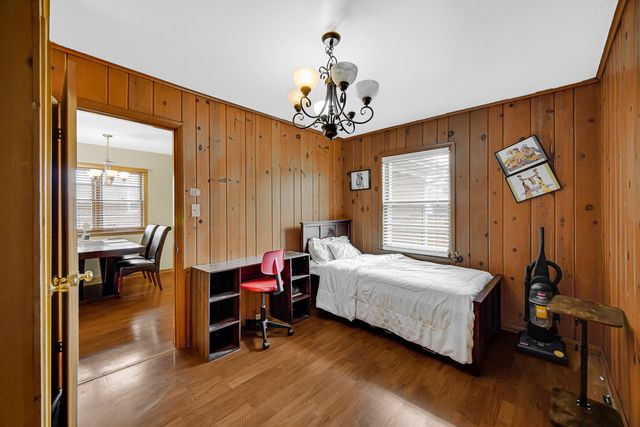 16404 Betty Lane, South Holland, IL 60473