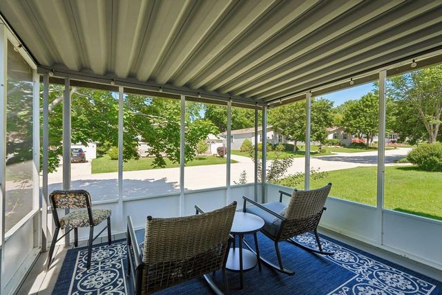 412 Harbor Heights Drive, Waterford, WI 53185