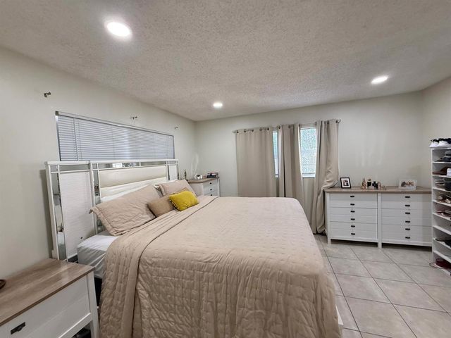 1421 NW 45th Street 2, Deerfield Beach, FL 33064