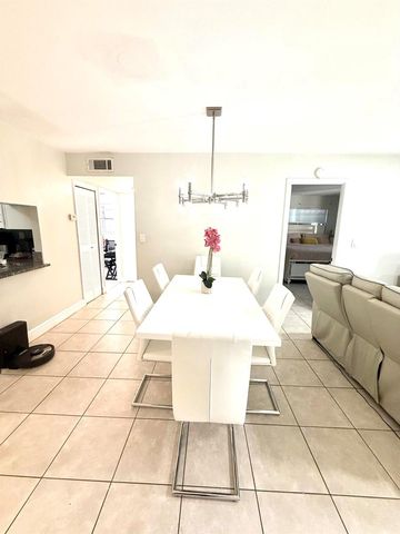 1421 NW 45th Street 2, Deerfield Beach, FL 33064