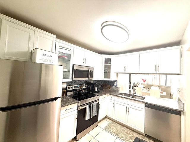 1421 NW 45th Street 2, Deerfield Beach, FL 33064