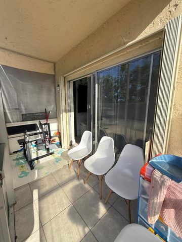 1421 NW 45th Street 2, Deerfield Beach, FL 33064
