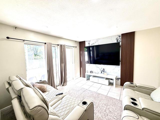 1421 NW 45th Street 2, Deerfield Beach, FL 33064