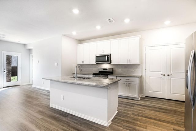 4012 Sandstone Drive, Princeton, TX 75071