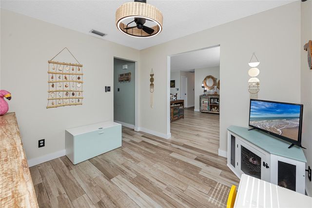 4550 3RD STREET N, St Petersburg, FL 33703