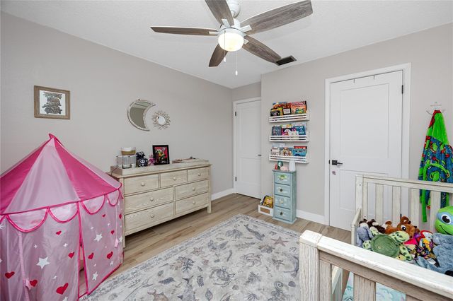 4550 3RD STREET N, St Petersburg, FL 33703