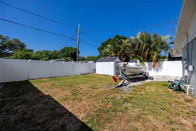 4550 3RD STREET N, St Petersburg, FL 33703