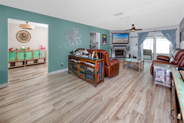 4550 3RD STREET N, St Petersburg, FL 33703