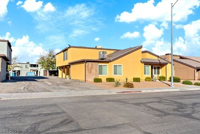 1404 Santa Anita Drive B, Las Vegas, NV 89119