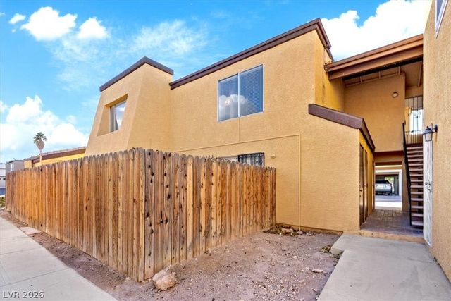 1404 Santa Anita Drive B, Las Vegas, NV 89119