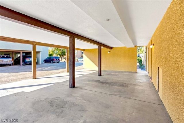 1404 Santa Anita Drive B, Las Vegas, NV 89119