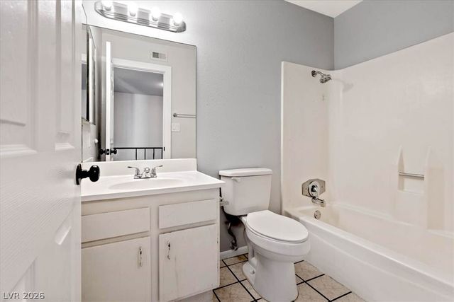 1404 Santa Anita Drive B, Las Vegas, NV 89119