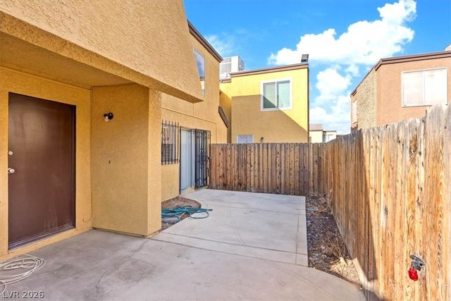 1404 Santa Anita Drive B, Las Vegas, NV 89119