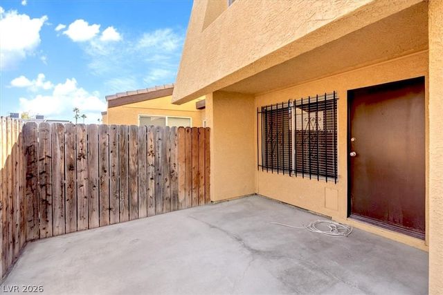 1404 Santa Anita Drive B, Las Vegas, NV 89119