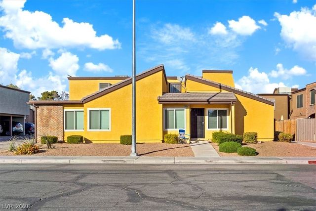 1404 Santa Anita Drive B, Las Vegas, NV 89119