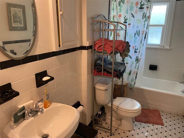 475 22ND AVENUE N, St Petersburg, FL 33704