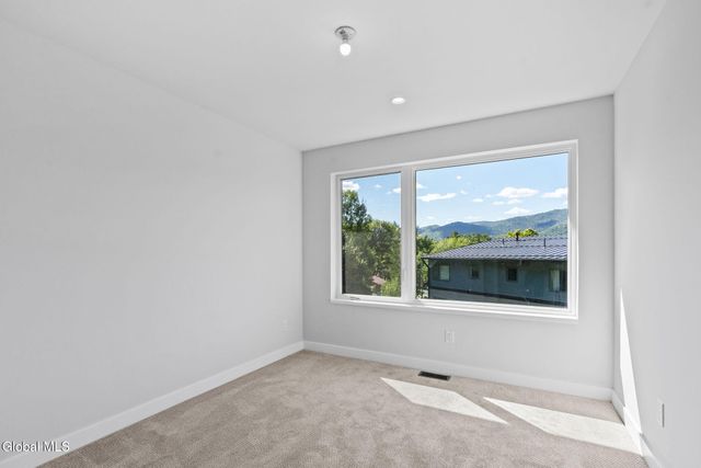 16 Footpath Way, Lake George, NY 12845