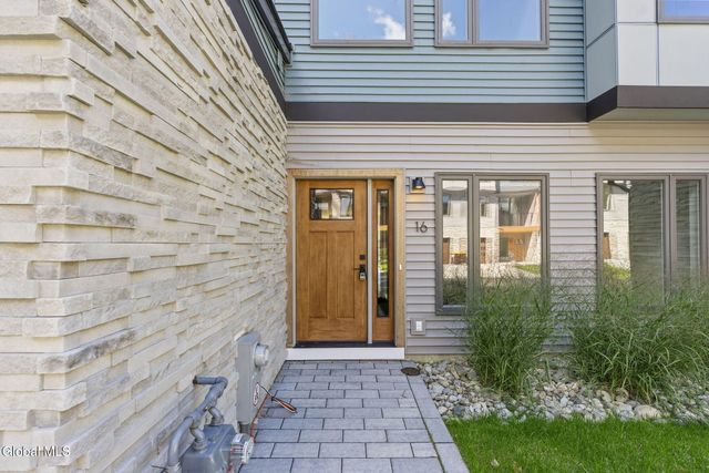 16 Footpath Way, Lake George, NY 12845