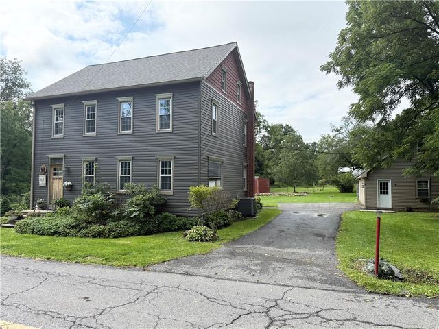 740 Engler Road, Plainfield Twp, PA 18064