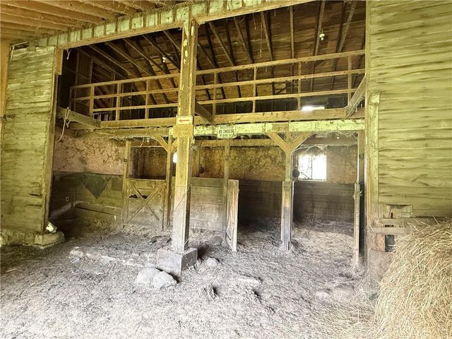 740 Engler Road, Plainfield Twp, PA 18064