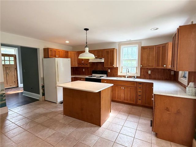 740 Engler Road, Plainfield Twp, PA 18064
