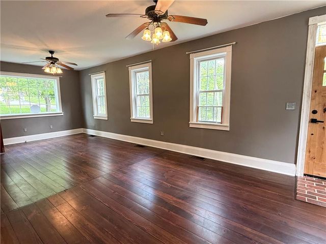 740 Engler Road, Plainfield Twp, PA 18064