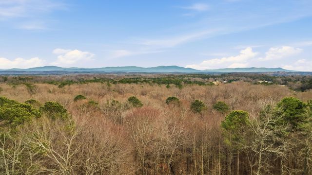 318 Eaglebend Drive, Cohutta, GA 30710